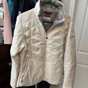 Columbia Women's Quilted Ski Jacket in Cream